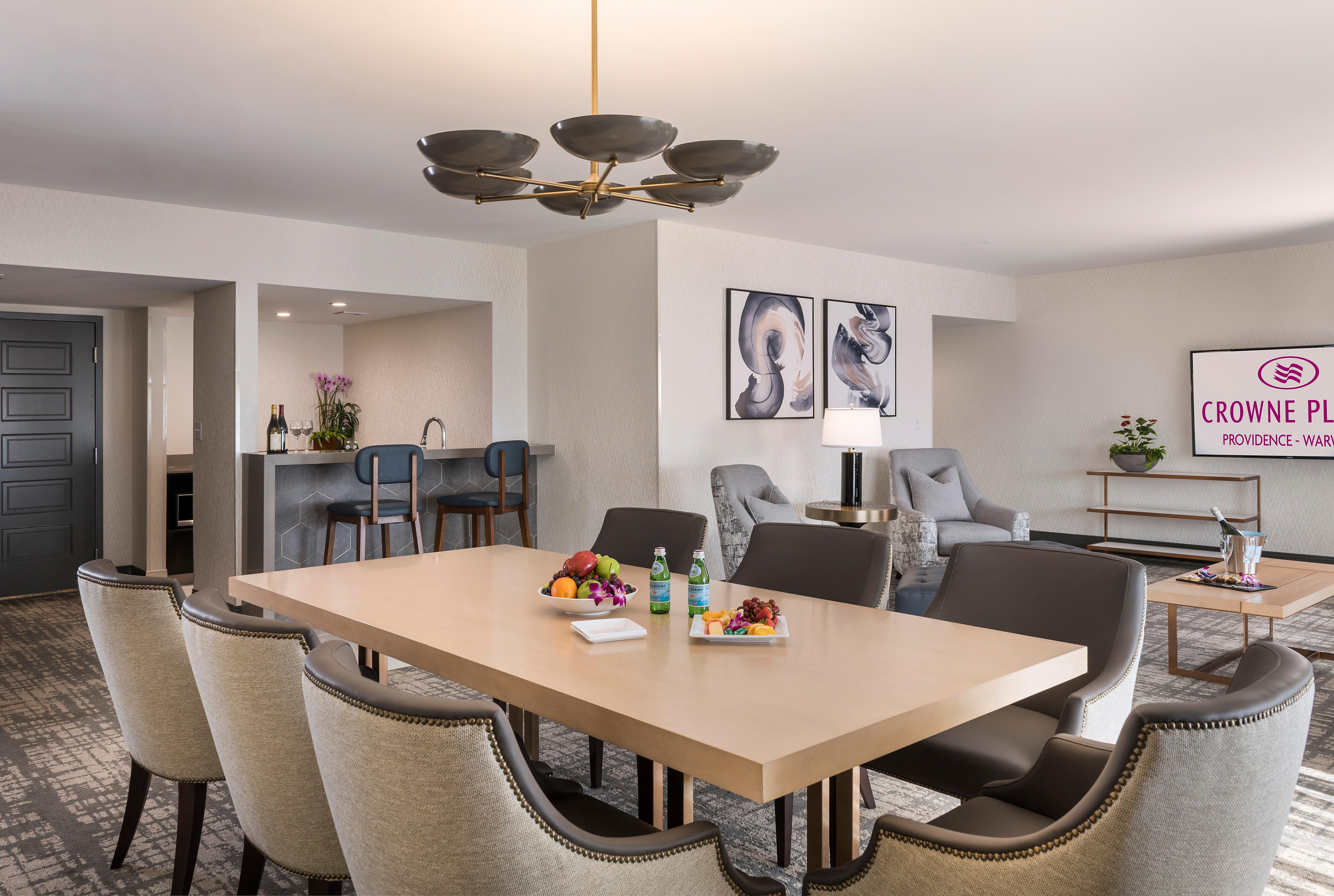 Crowne Plaza Providence-Warwick Hotel Ngoại thất bức ảnh